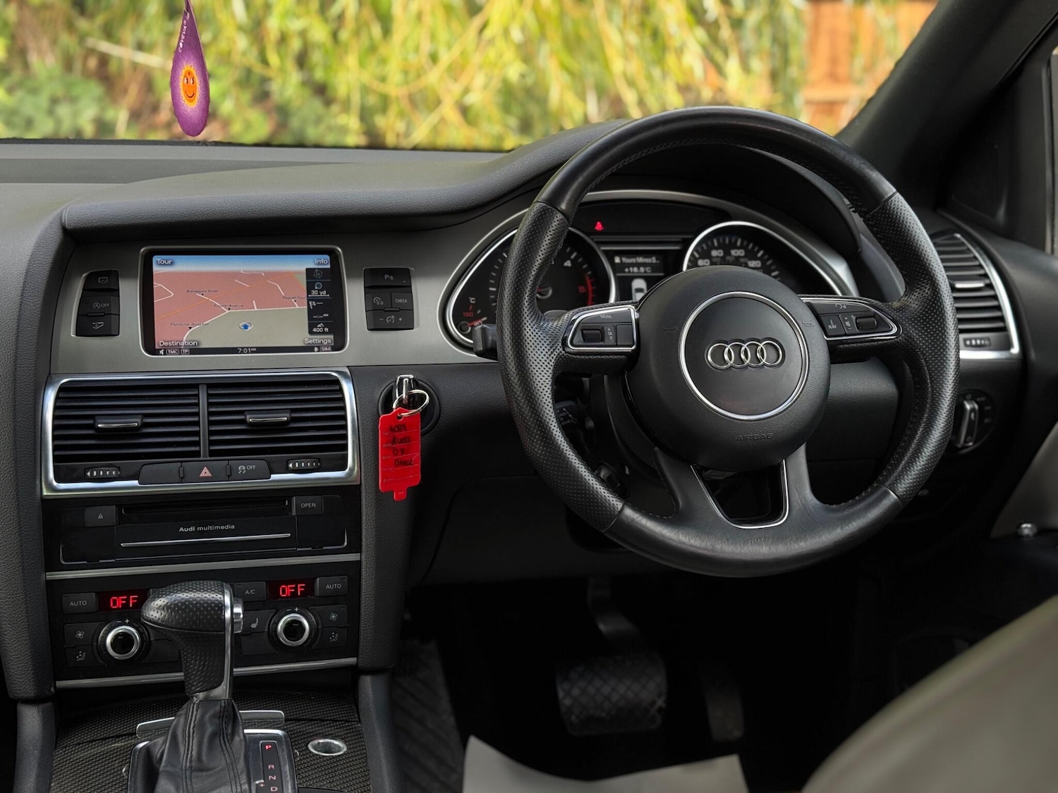 Used Audi Q7 2012 for sale - 76942701: Photo 28