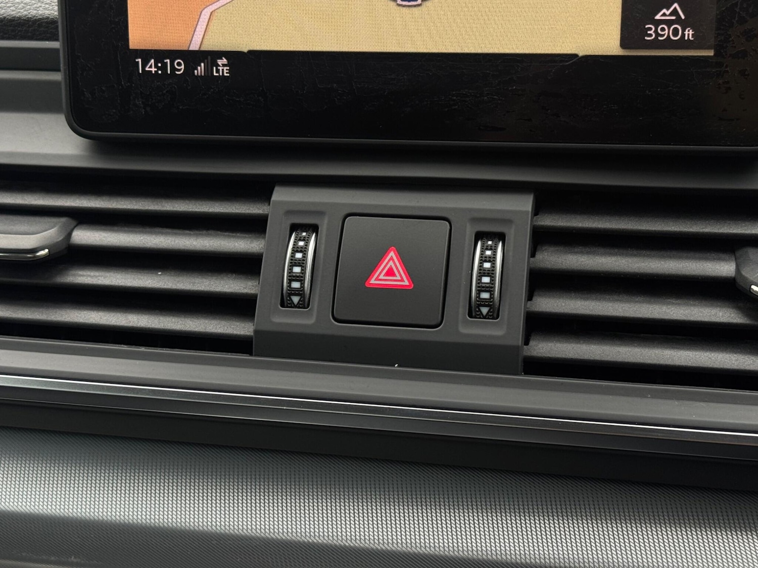 Used Audi Q5 2018 for sale - 76561464: Photo 47