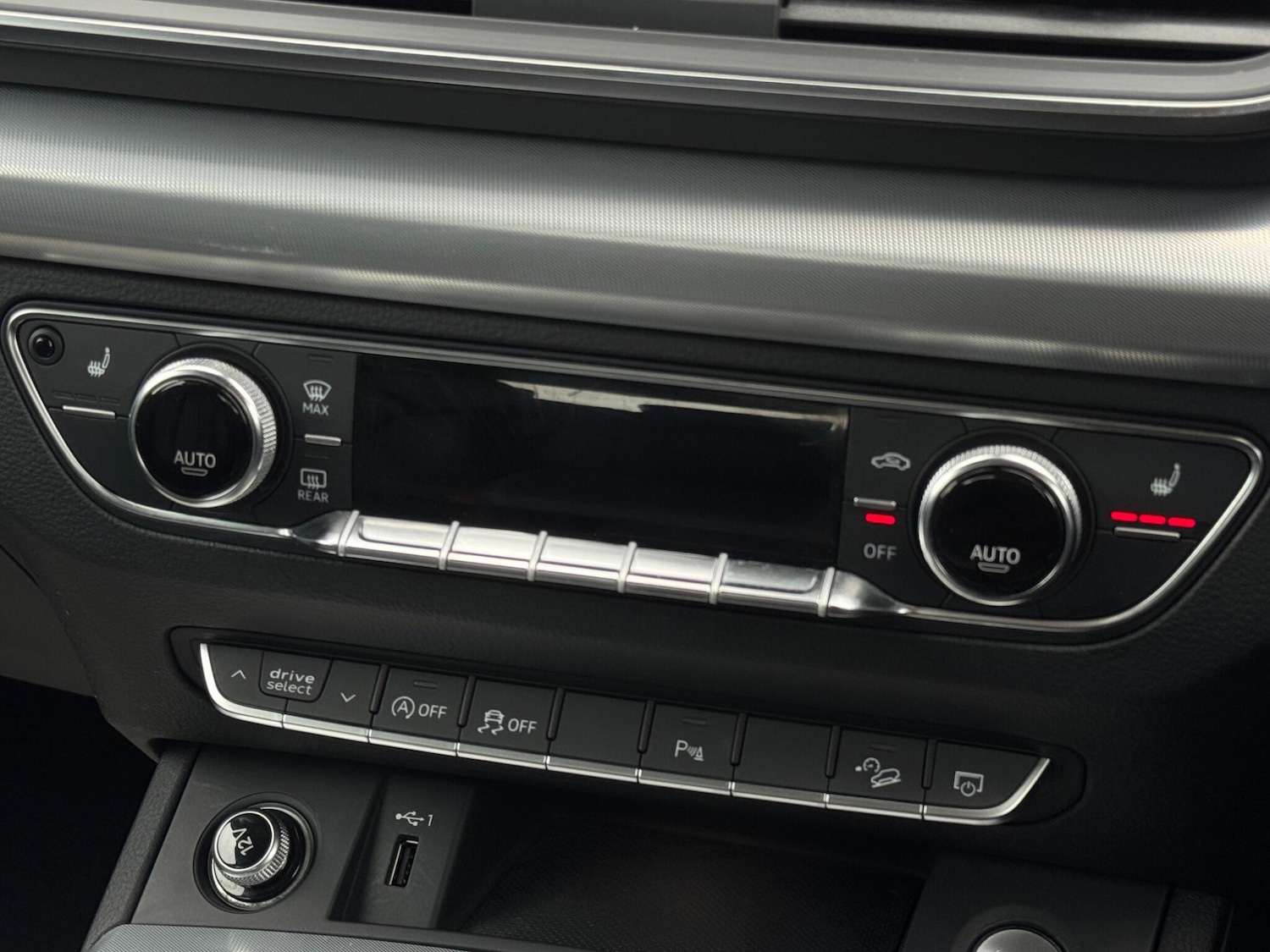 Used Audi Q5 2018 for sale - 76561464: Photo 49