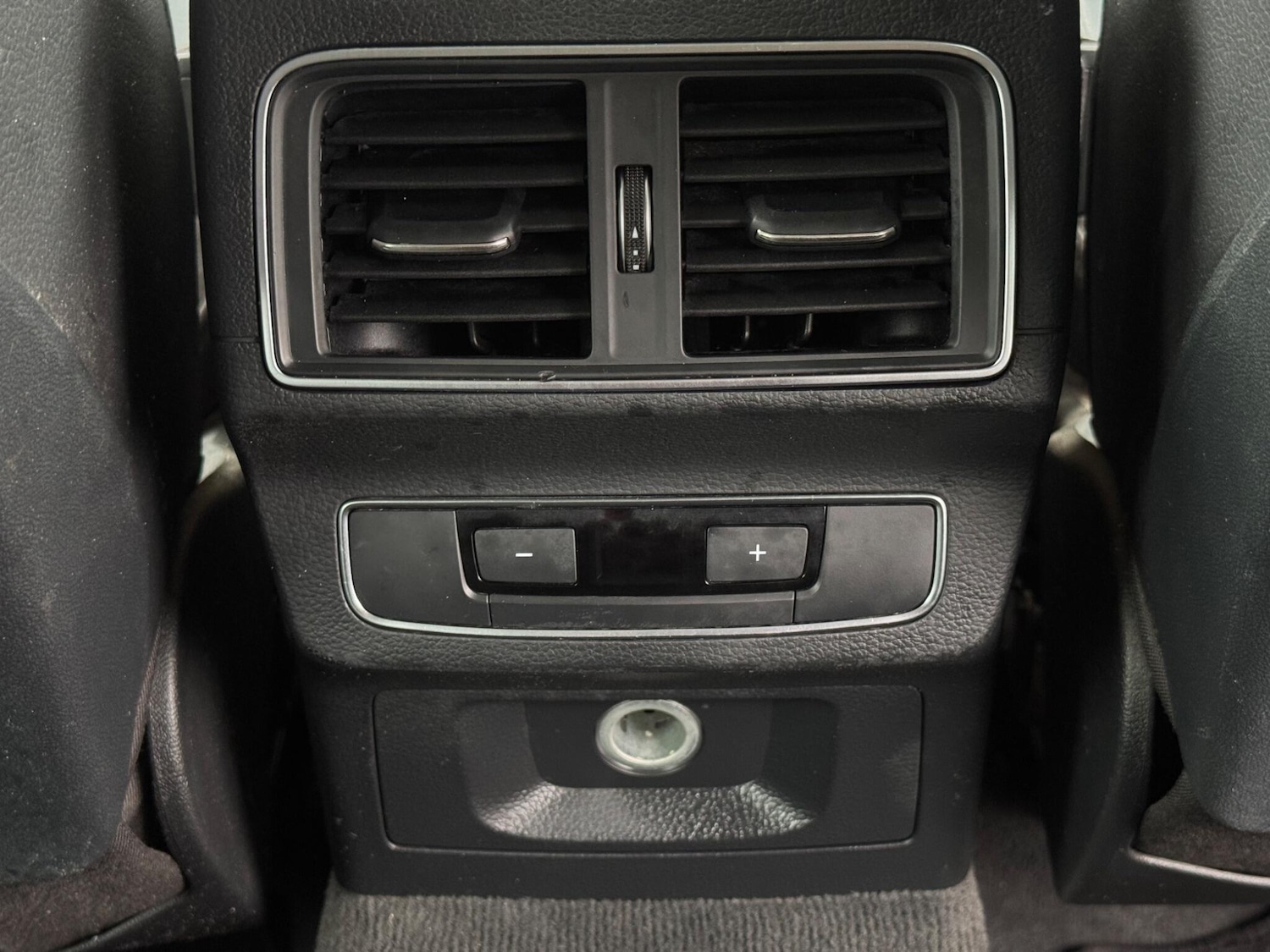 Used Audi Q5 2018 for sale - 76561464: Photo 59