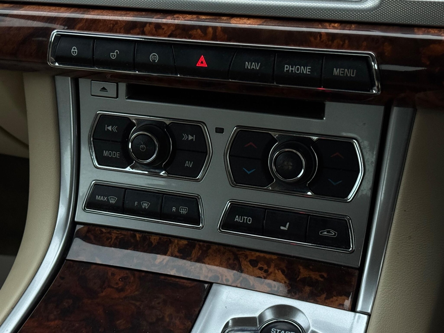 Used Jaguar XF for sale - 76473678: Photo 43