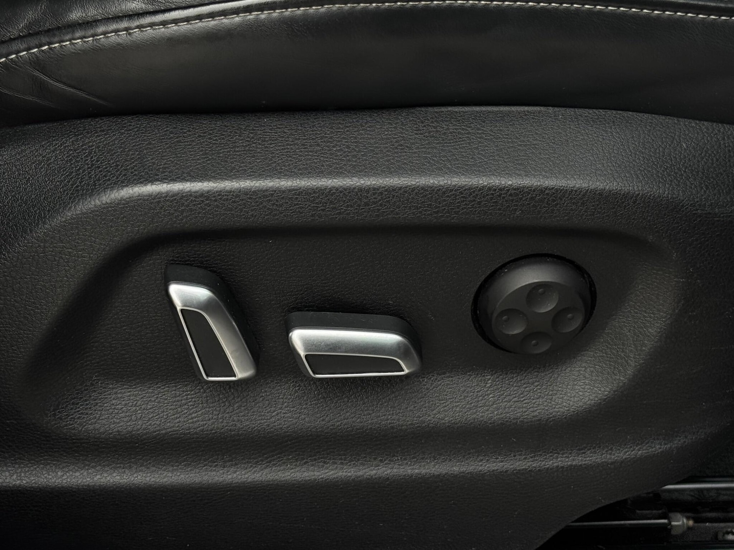 Used Audi Q5 2015 for sale - 76989843: Photo 62