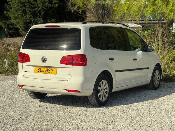 Used Volkswagen Touran 2011 for sale - 74243032: Photo 8