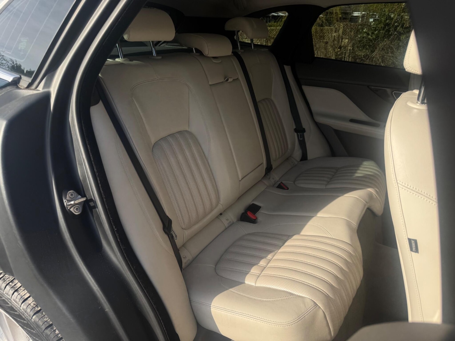 Used Jaguar F-Pace 2016 for sale - 77957568: Photo 24