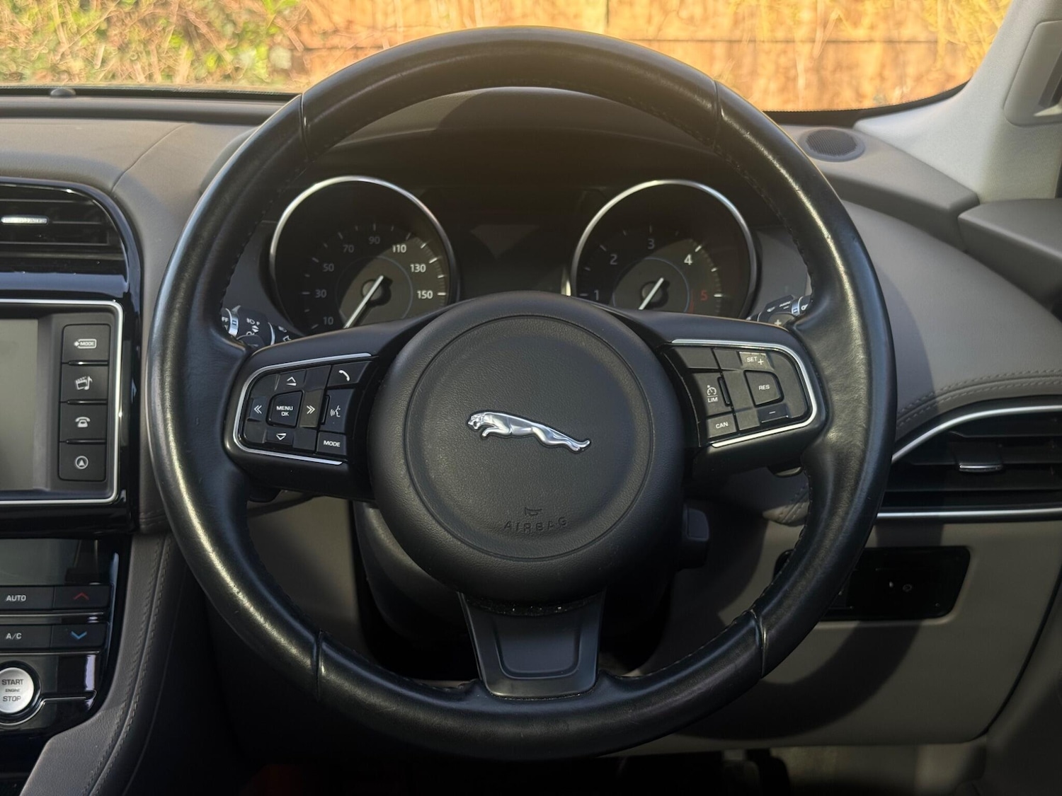 Used Jaguar F-Pace 2016 for sale - 77957568: Photo 55