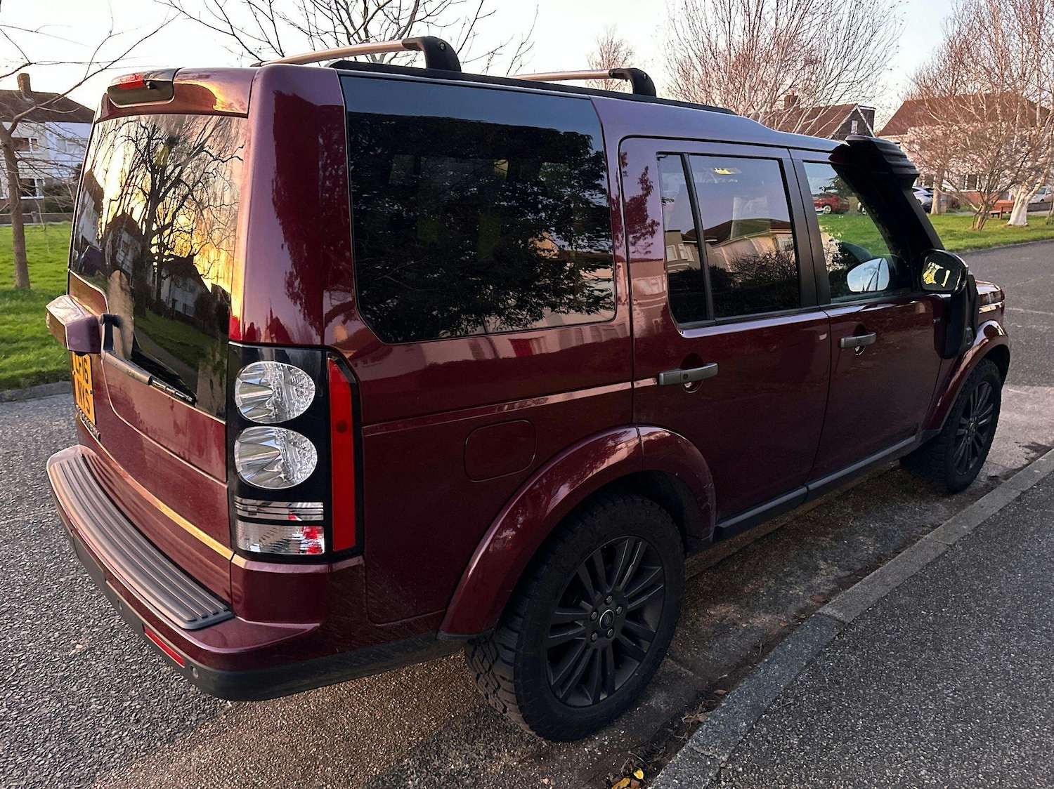 Used Land Rover Discovery 4 for sale - 77279353: Photo 2