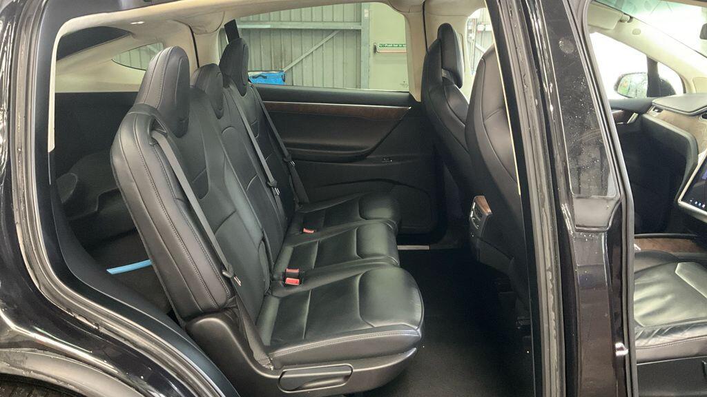 Used Tesla Model X 2017 for sale - 76071677: Photo 8