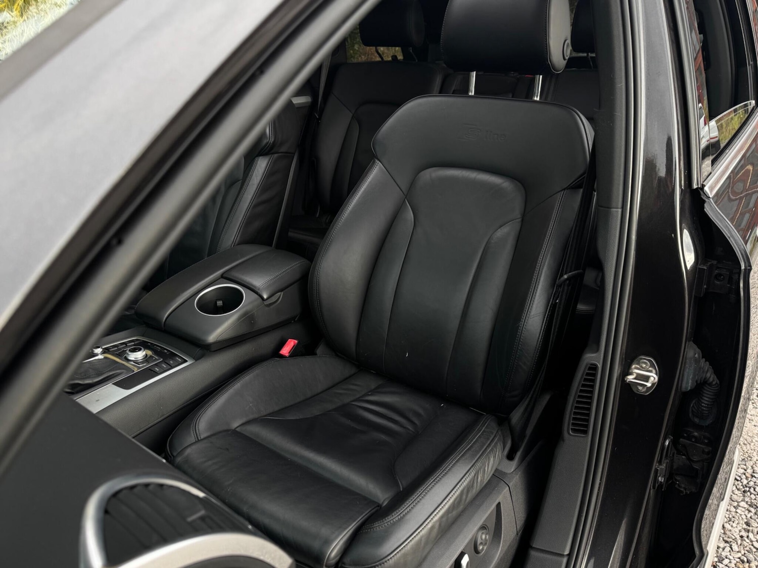 Used Audi Q7 2014 for sale - 76996271: Photo 25