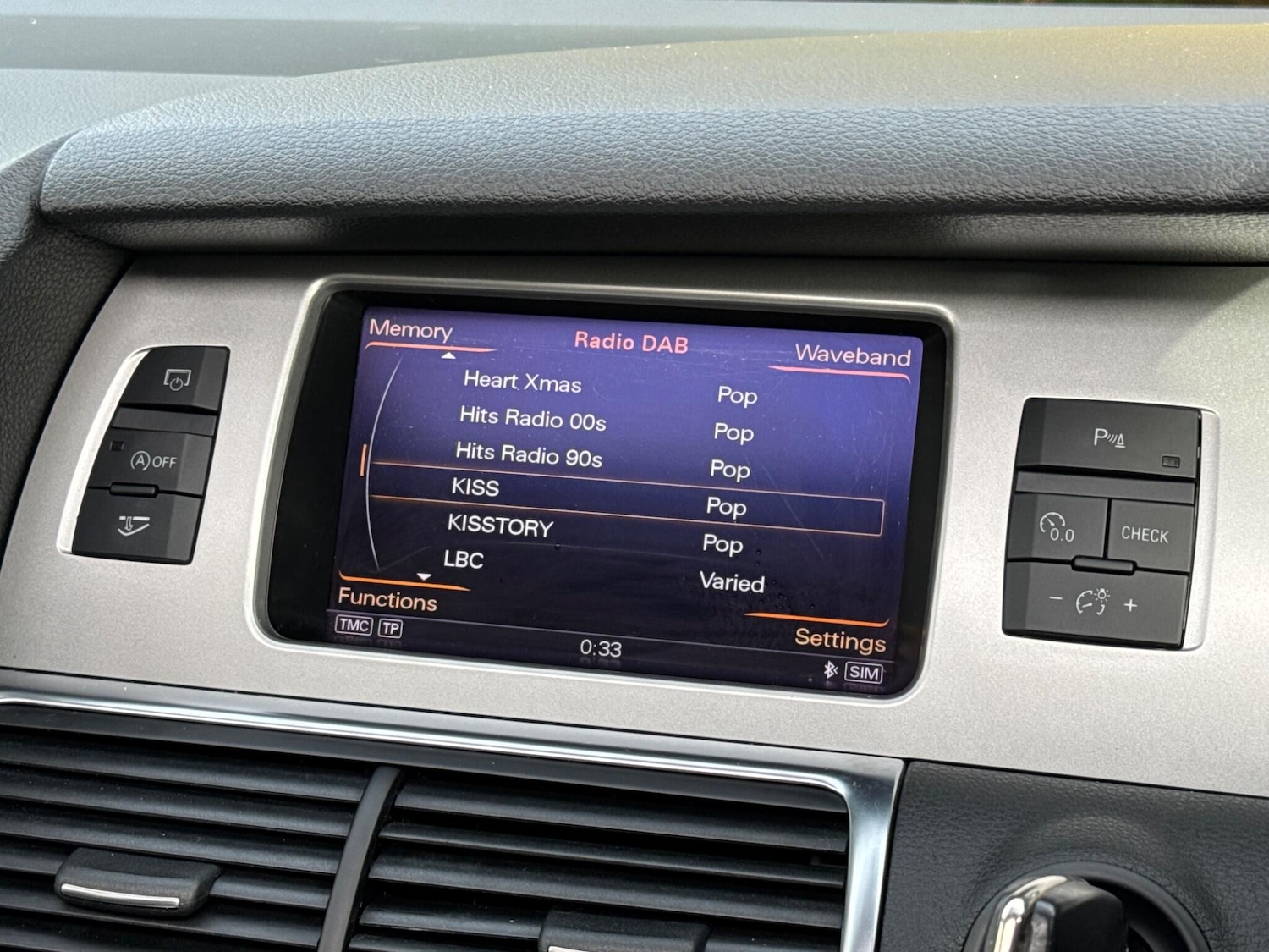 Used Audi Q7 2014 for sale - 76996271: Photo 50