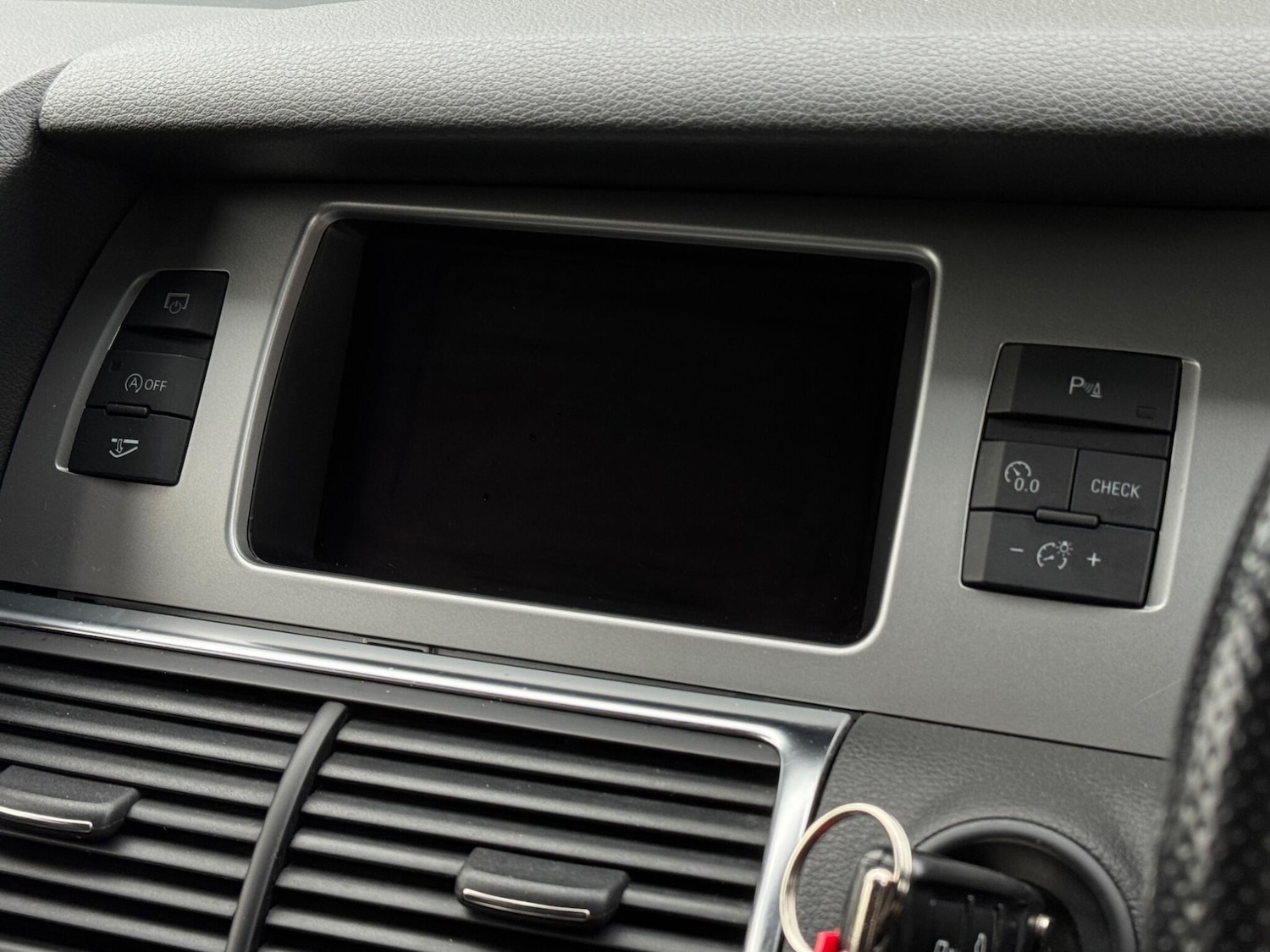 Used Audi Q7 2014 for sale - 75941792: Photo 37