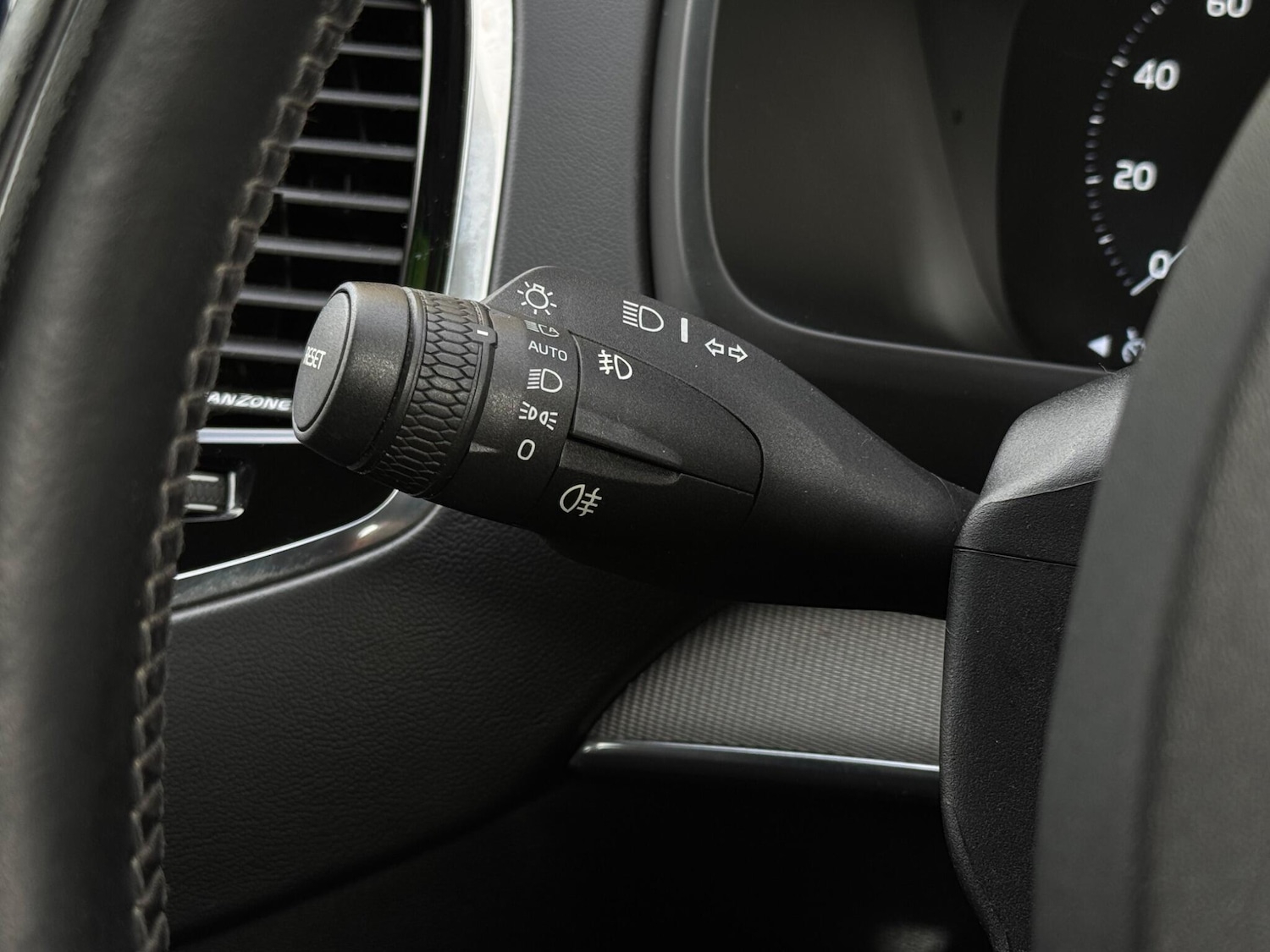 Used Volvo XC90 2015 for sale - 76201437: Photo 33