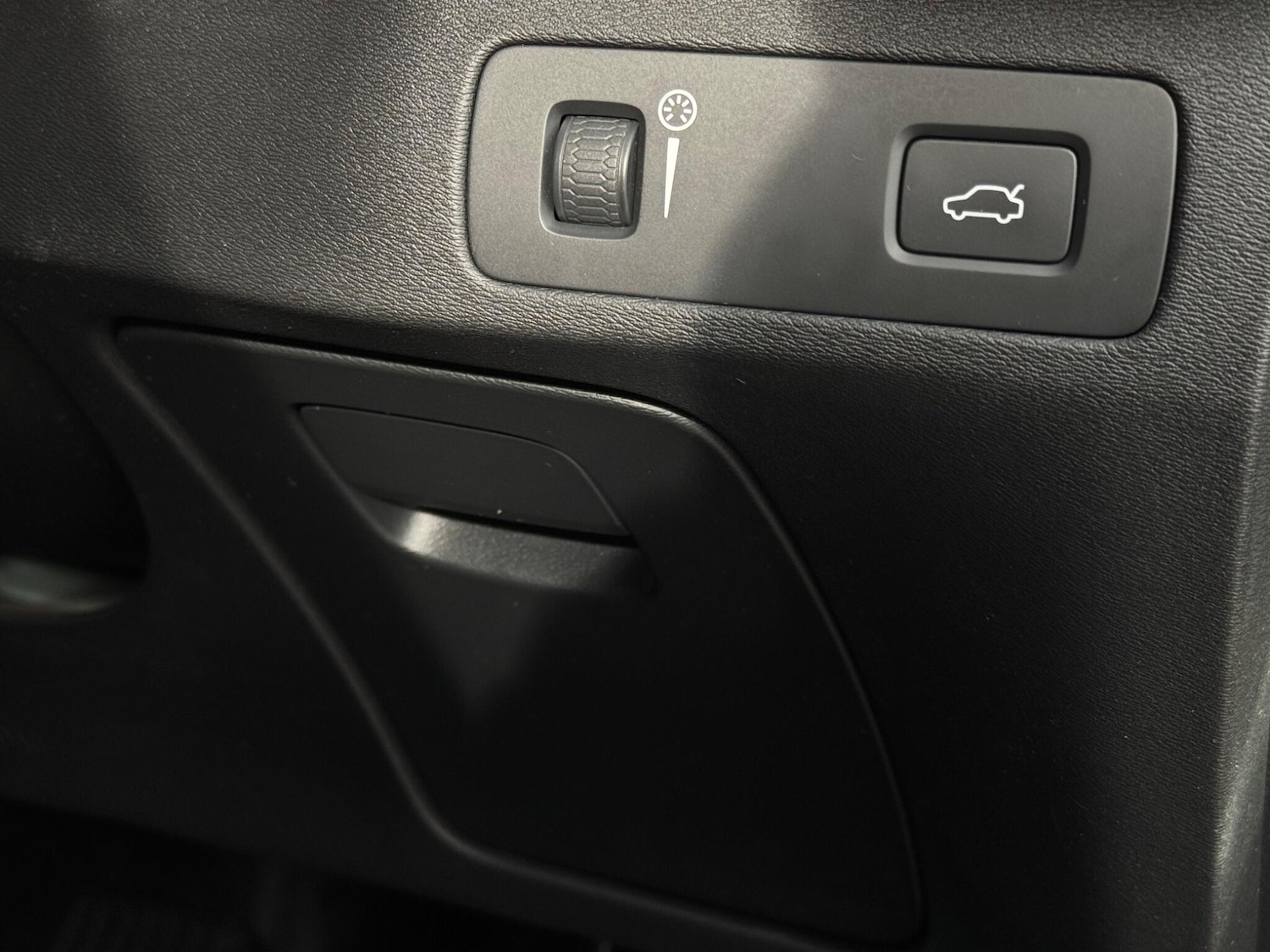 Used Volvo XC90 2015 for sale - 76201437: Photo 56