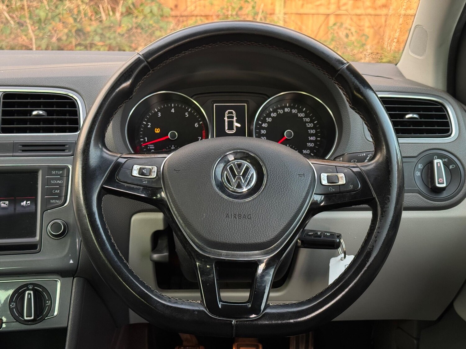 Used Volkswagen Polo 2015 for sale - 77066724: Photo 31