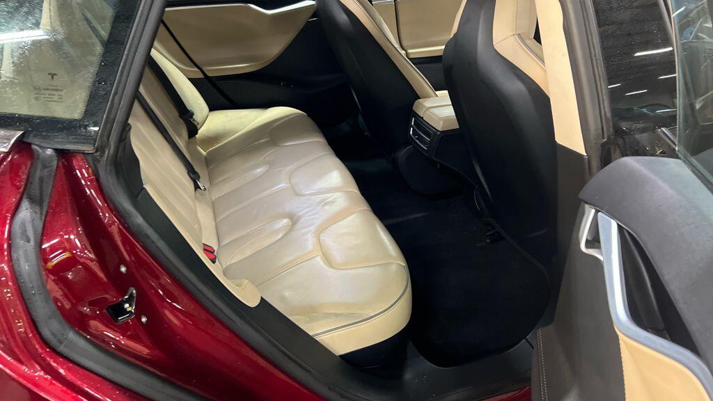 Used Tesla Model S 2014 for sale - 76584389: Photo 8