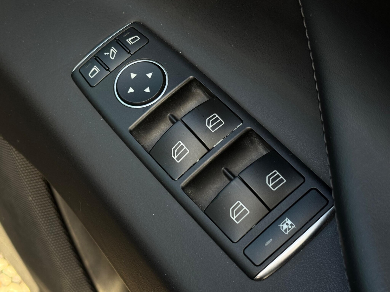 Used Tesla Model X 2018 for sale - 76727099: Photo 73