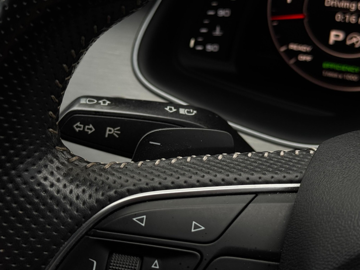 Used Audi Q7 2016 for sale - 76122044: Photo 37