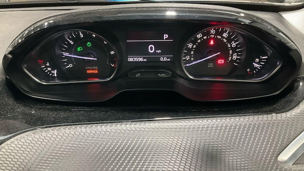 Used Peugeot 208 2015 for sale - 76295889: Photo 10