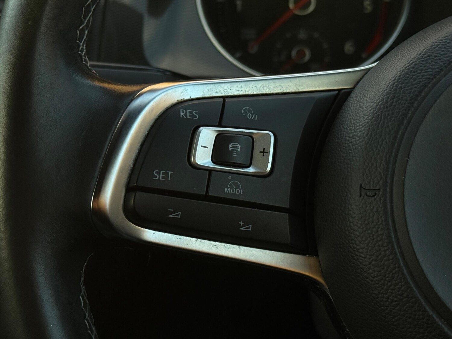 Used Volkswagen Golf 2015 for sale - 77130696: Photo 32