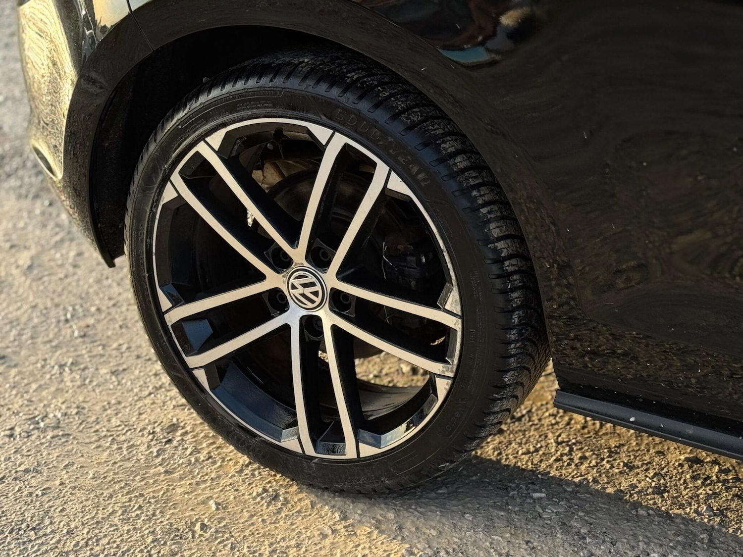 Used Volkswagen Golf 2015 for sale - 77130696: Photo 76