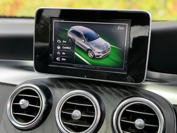 Used Mercedes-Benz GLC 2017 for sale - 73195298: Photo 51