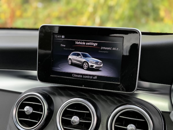 Used Mercedes-Benz GLC 2017 for sale - 73195298: Photo 61
