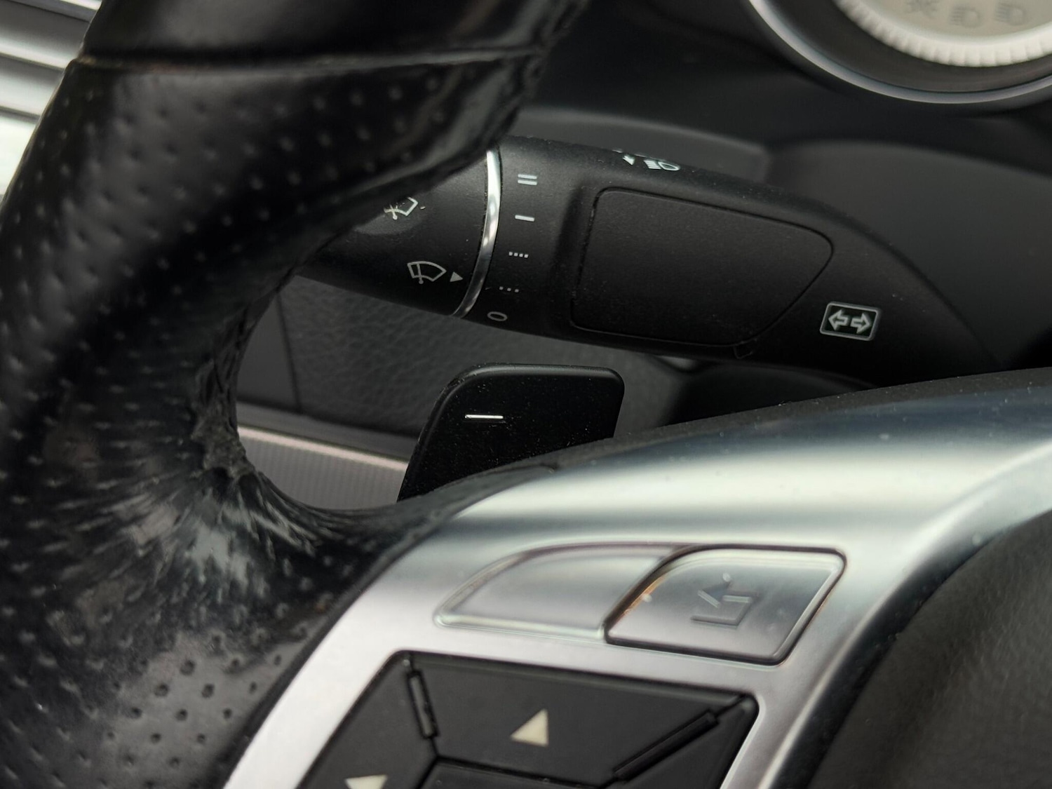 Used Mercedes-Benz E Class 2013 for sale - 76306262: Photo 34