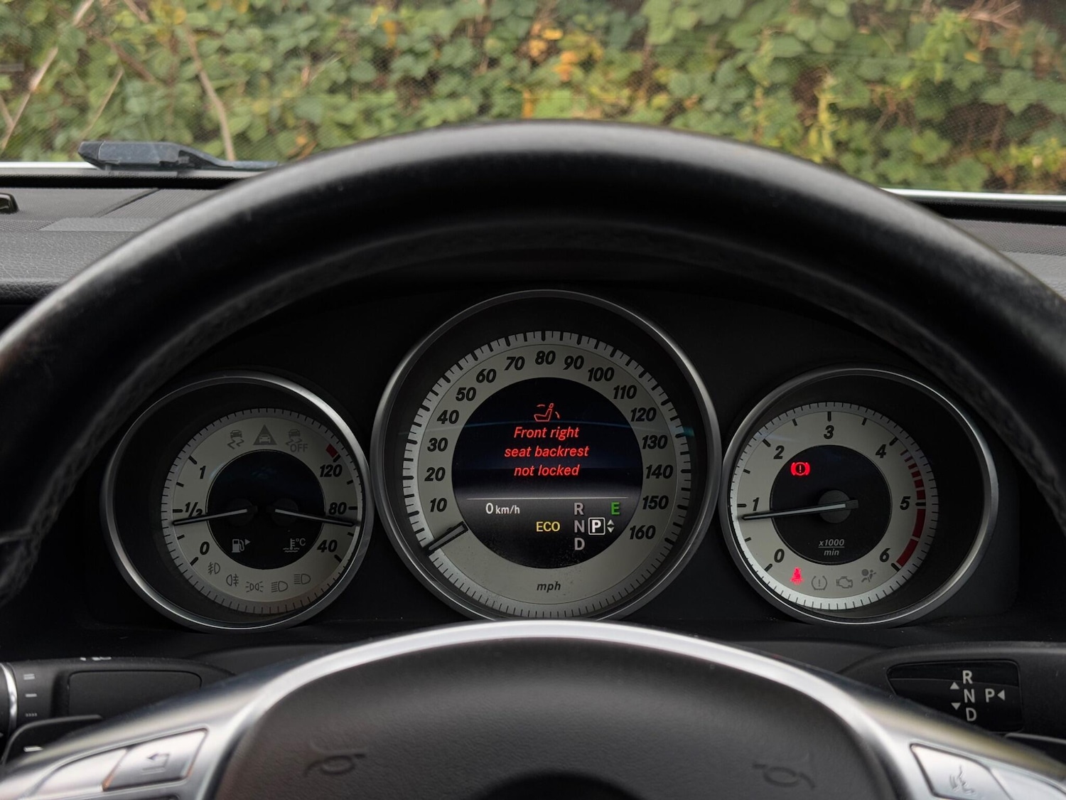 Used Mercedes-Benz E Class 2013 for sale - 76306262: Photo 39