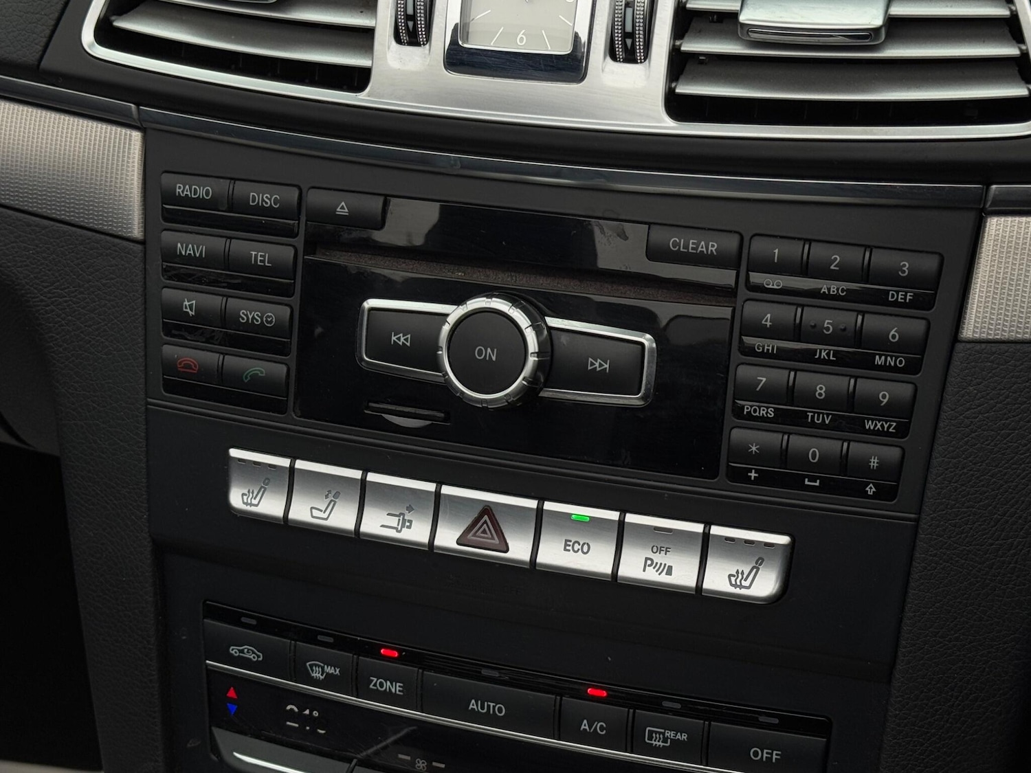 Used Mercedes-Benz E Class 2013 for sale - 76306262: Photo 51