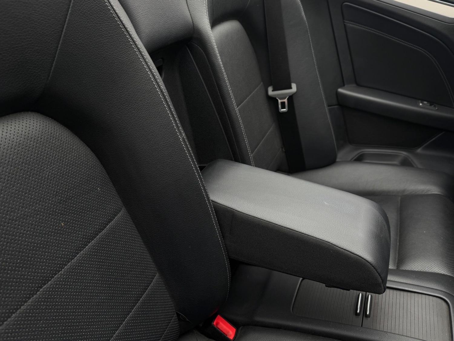 Used Mercedes-Benz E Class 2013 for sale - 76306262: Photo 59