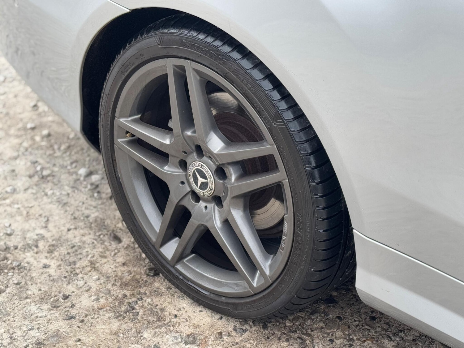 Used Mercedes-Benz E Class 2013 for sale - 76306262: Photo 87