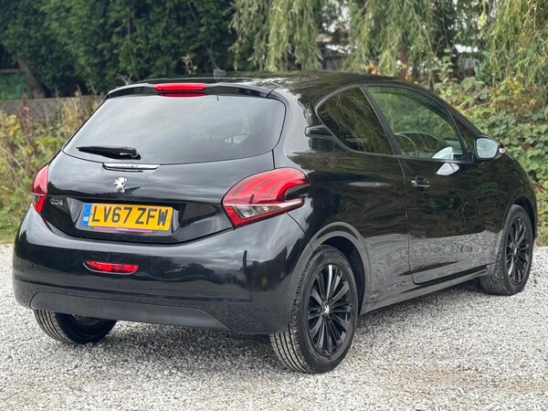 Used Peugeot 208 2018 for sale - 76179444: Photo 10