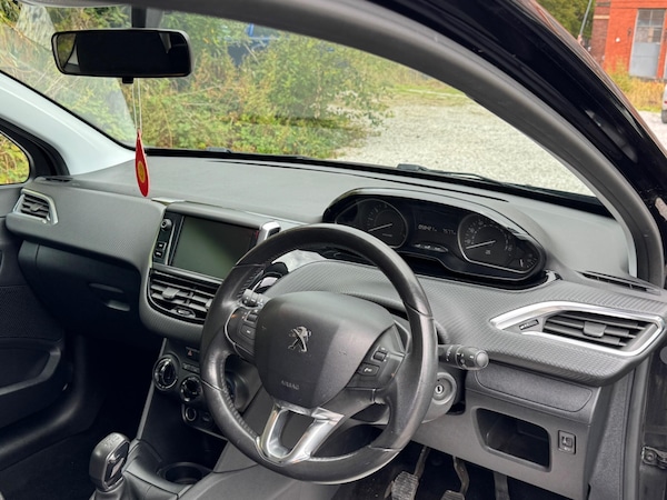 Used Peugeot 208 2018 for sale - 76179444: Photo 14