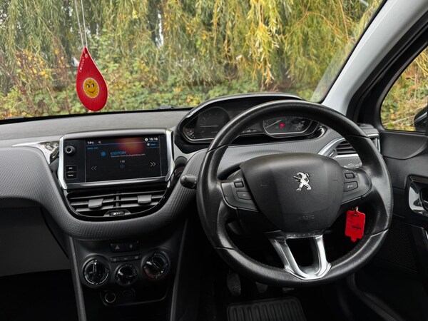 Used Peugeot 208 2018 for sale - 76179444: Photo 27