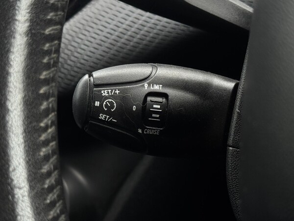 Used Peugeot 208 2018 for sale - 76179444: Photo 34