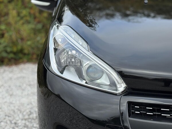 Used Peugeot 208 2018 for sale - 76179444: Photo 61