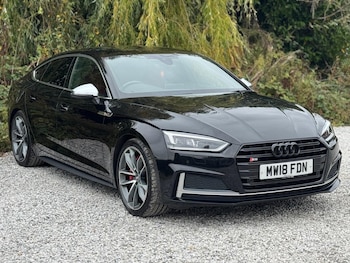 Used Audi S5 2018 for sale - 76214017: Photo