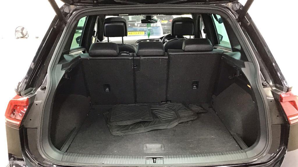 Used Volkswagen Tiguan 2017 for sale - 77853164: Photo 10