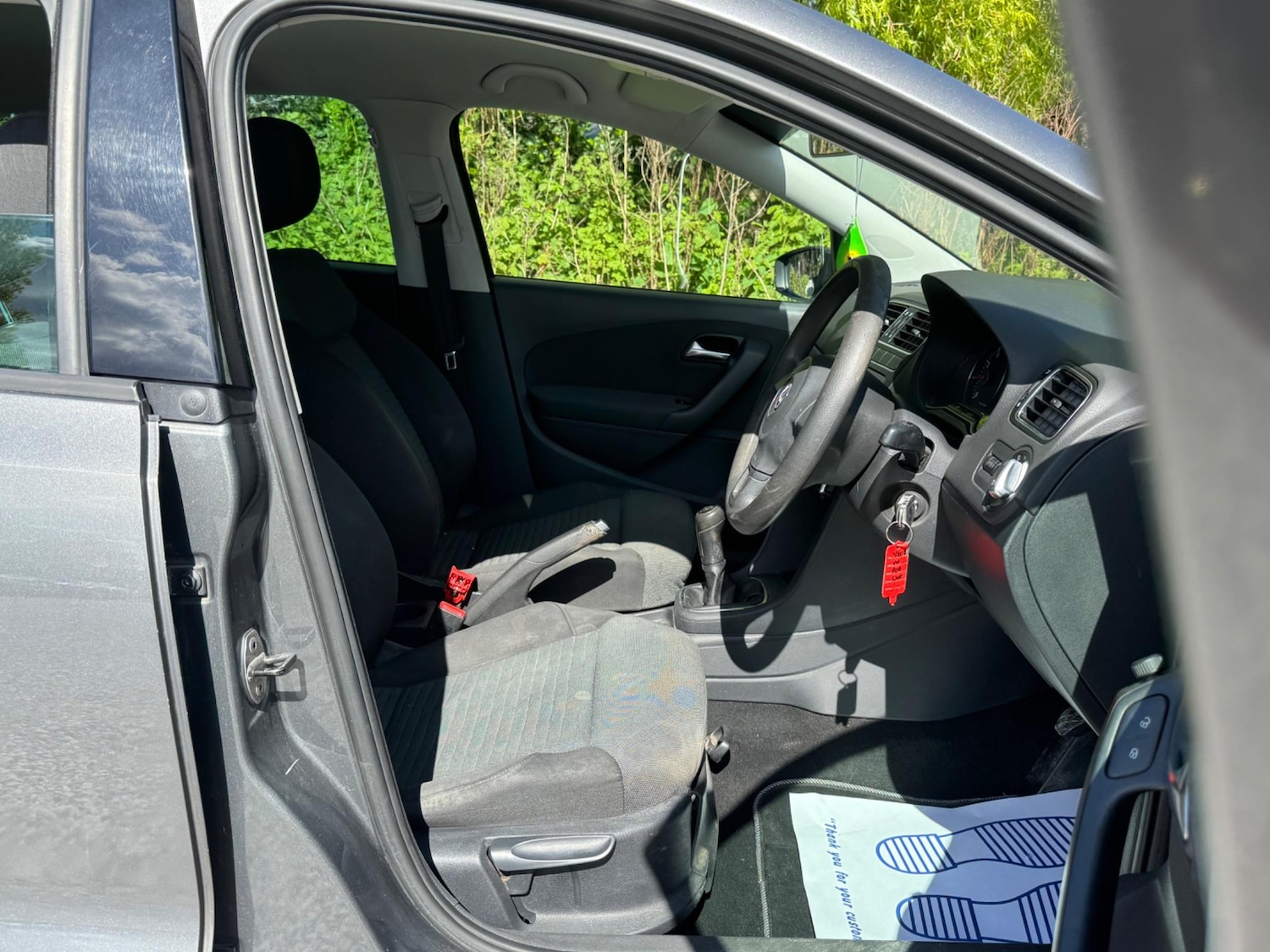 Used Volkswagen Polo 2011 for sale - 76753215: Photo 14