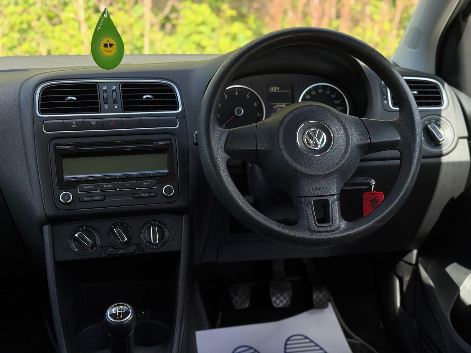 Used Volkswagen Polo 2011 for sale - 76753215: Photo 25