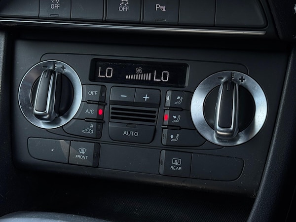 Used Audi Q3 2013 for sale - 74920197: Photo 37