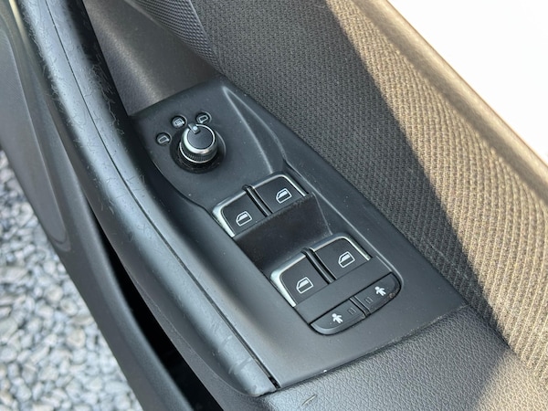 Used Audi Q3 2013 for sale - 74920197: Photo 42