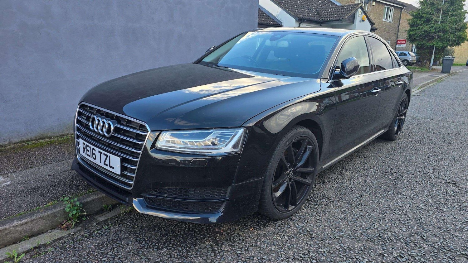 Used Audi A8 for sale - 77977592: Photo 2