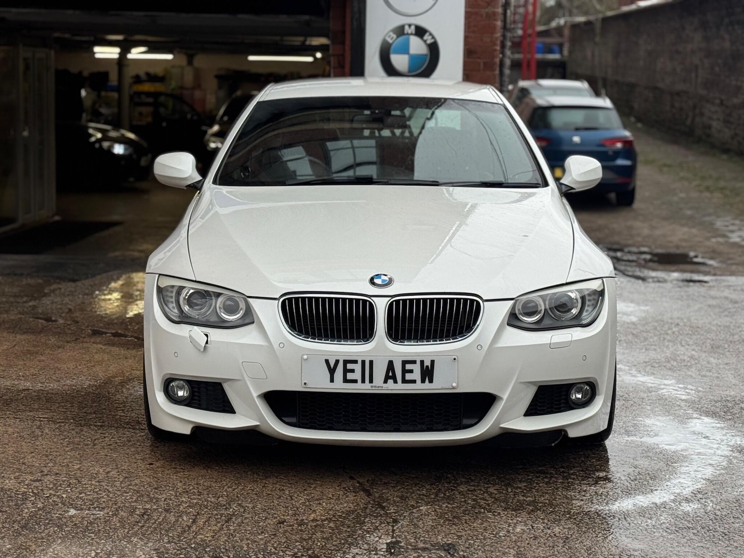 Used BMW 3 Series 2011 for sale - 77854053: Photo 2