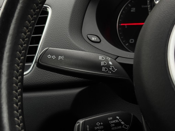 Used Audi Q3 2014 for sale - 74408257: Photo 35