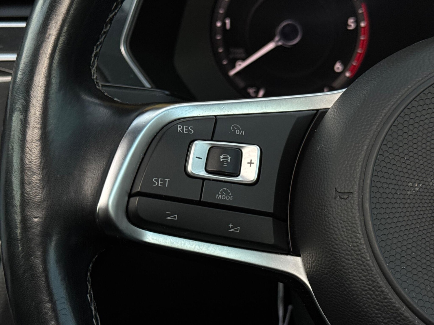 Used Volkswagen Tiguan 2018 for sale - 76446817: Photo 25