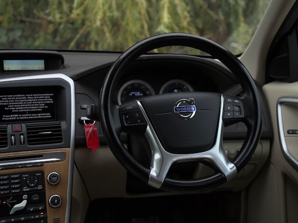 Used Volvo XC60 2009 for sale - 75657887: Photo 44