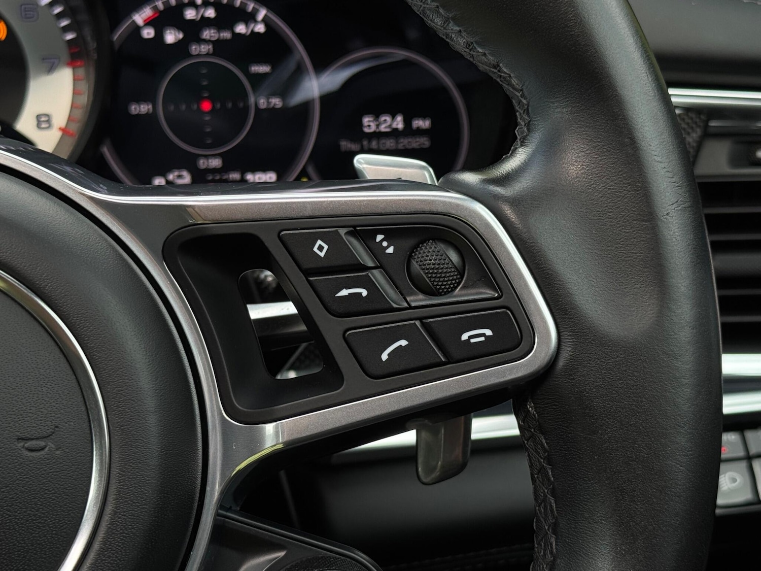 Used Porsche Panamera 2018 for sale - 76743065: Photo 27