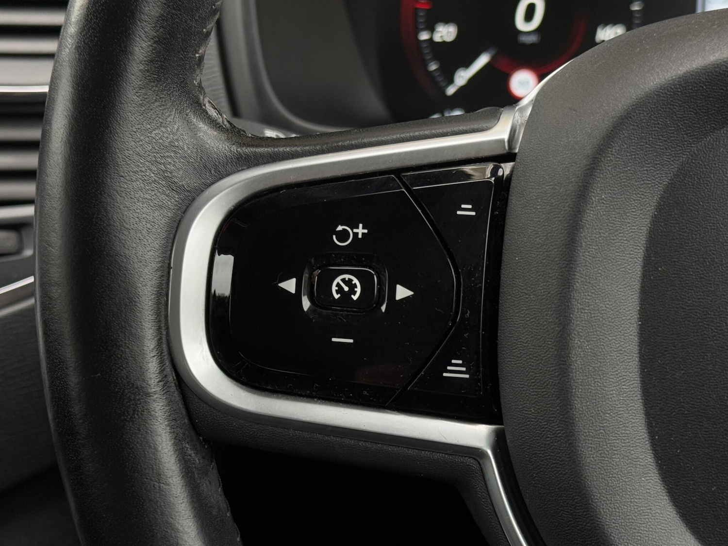 Used Volvo XC90 2018 for sale - 76199842: Photo 34