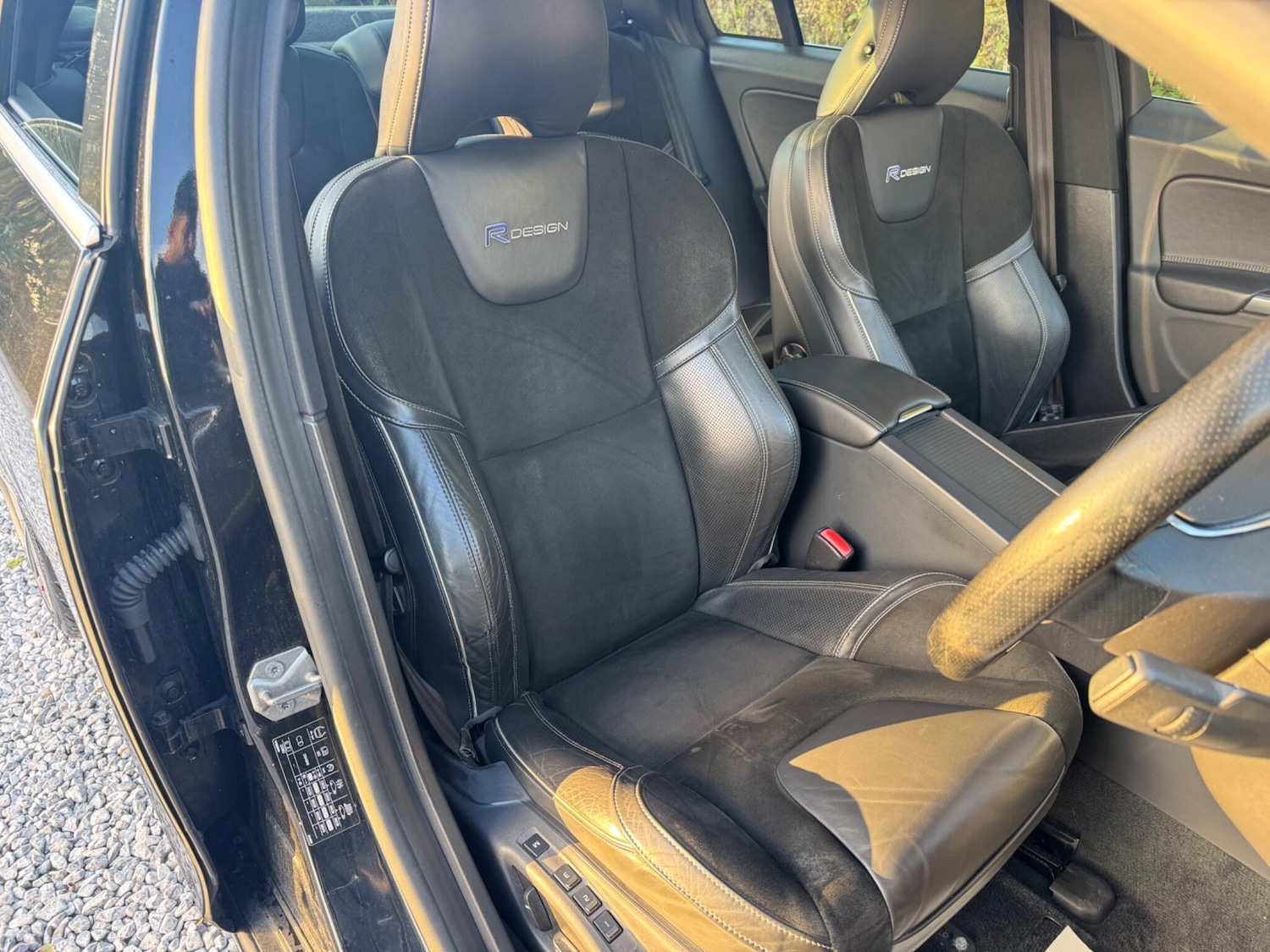 Used Volvo S60 for sale - 76408907: Photo 23