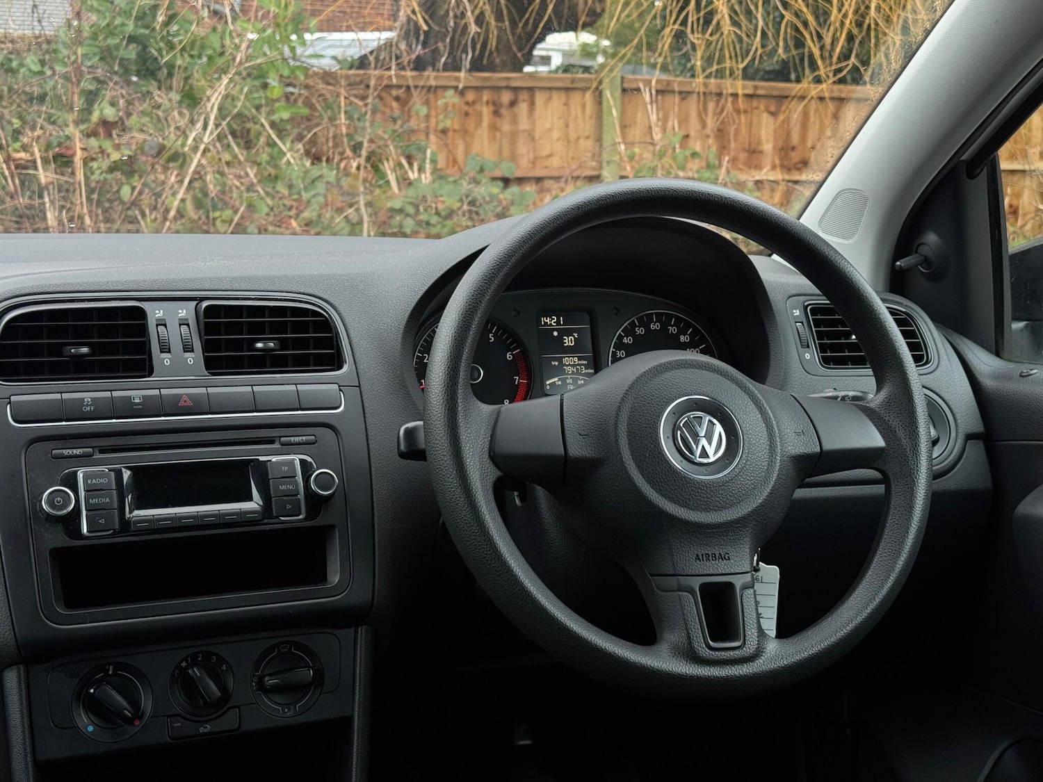 Used Volkswagen Polo 2012 for sale - 77130971: Photo 17